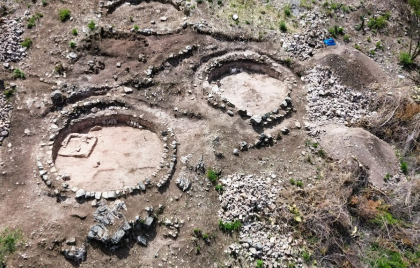 DESCUBREN ASENTAMIENTO WARI EN APURÍMAC CON ARQUITECTURA CIRCULAR Y CEREMONIAL